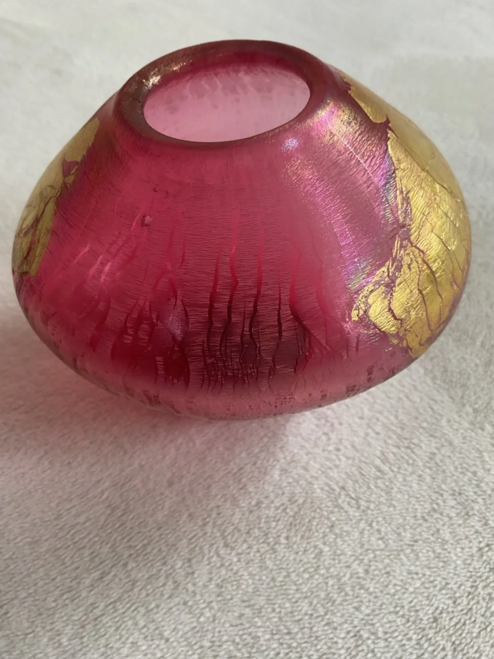 Robert Eickholt 1991 Signed Art Glass Vase Ruby Red Gold Leaf